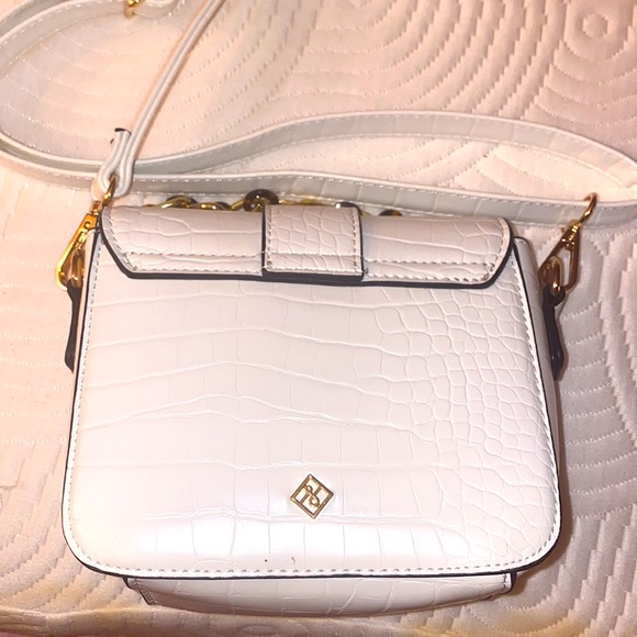 White Purse - Picture 2 of 3